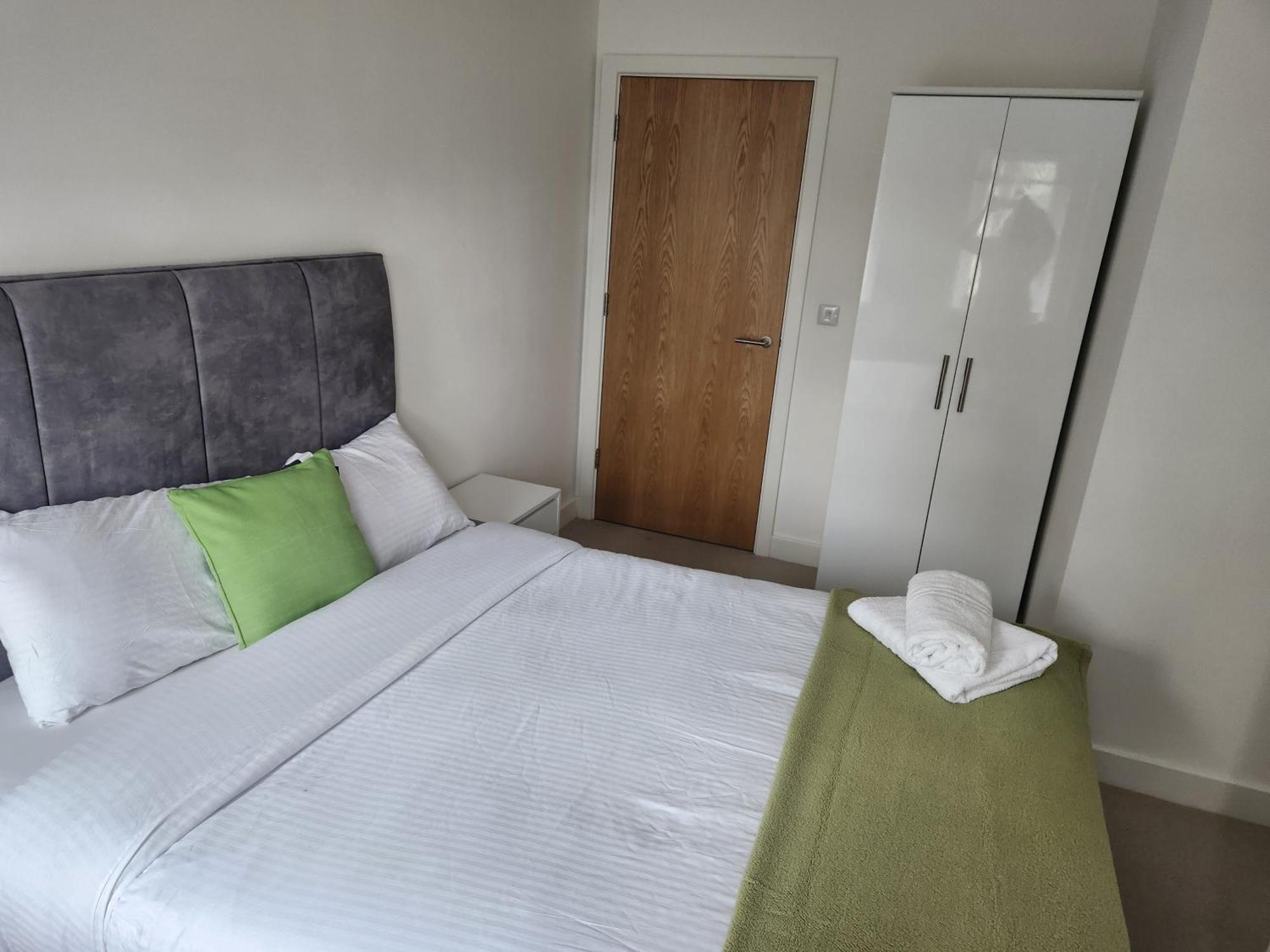 Cosy Flat Near Centre Coventry