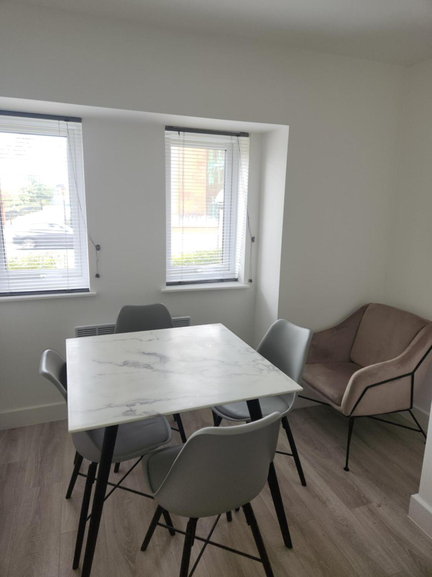 Cosy Flat Near Centre